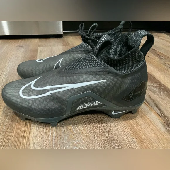 Nike | Shoes | New Nike Alpha Menace Elite 3 Black Football  display picture 1
